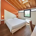 Otel Martin 4*
