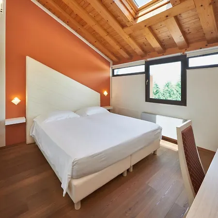 Otel Martin 4*